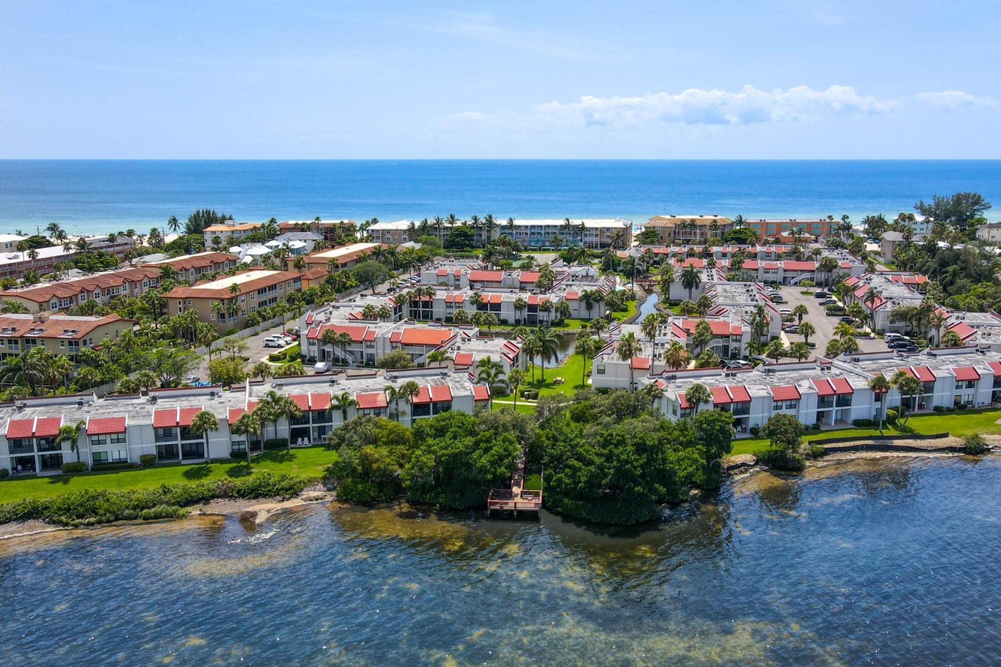 Runaway Bay Condos Брадентон-Бич Номер фото